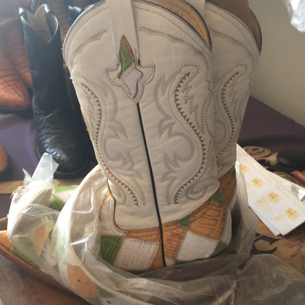 Sebastian boots - Picture 2 of 4